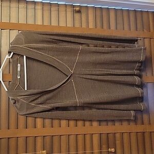 Lightweight sweater tunic